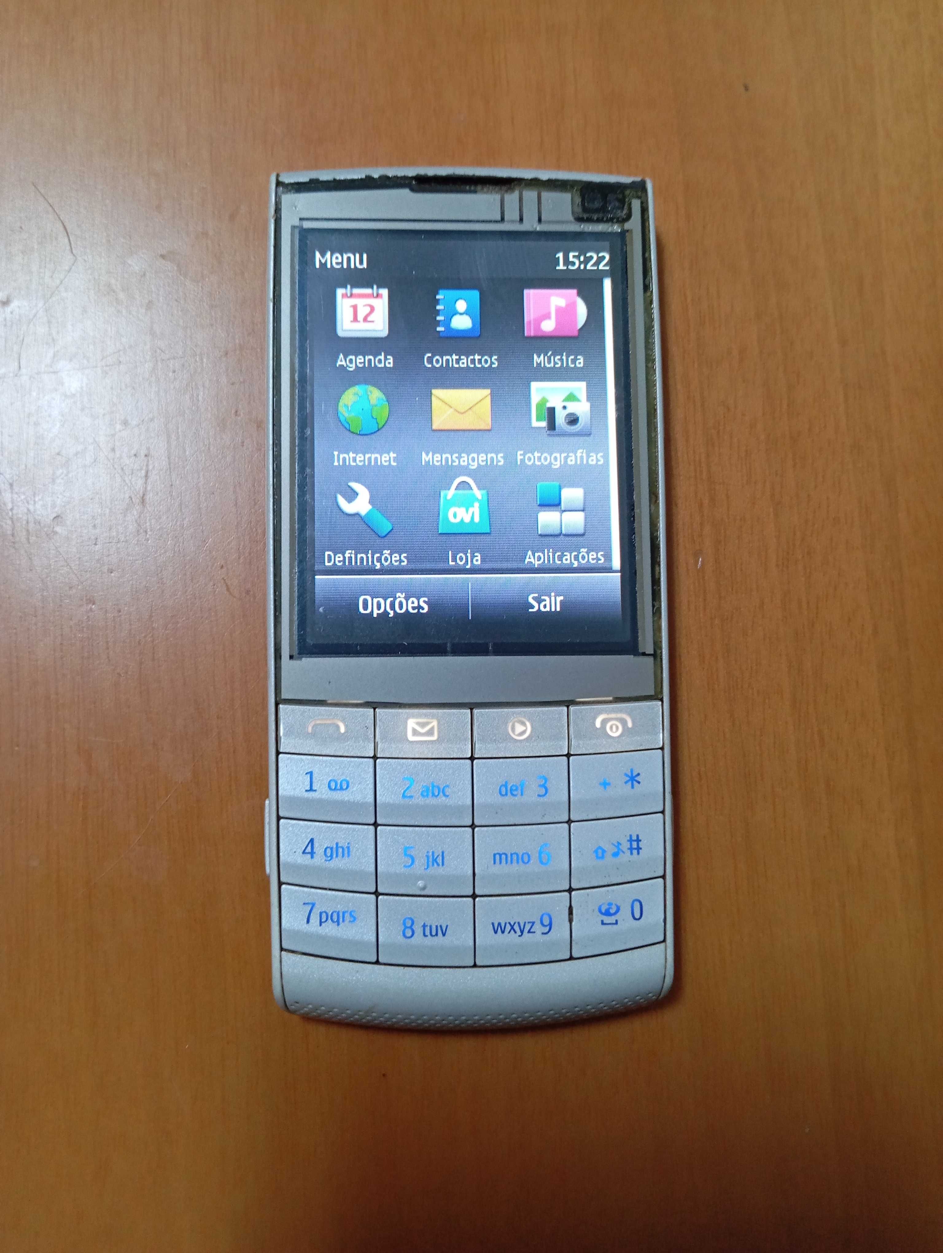 Nokia X3 - 02                                               .