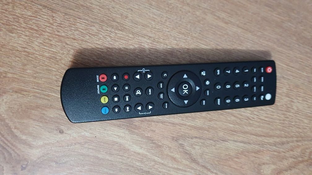 Telewizor toshiba 37 cali z pilotem