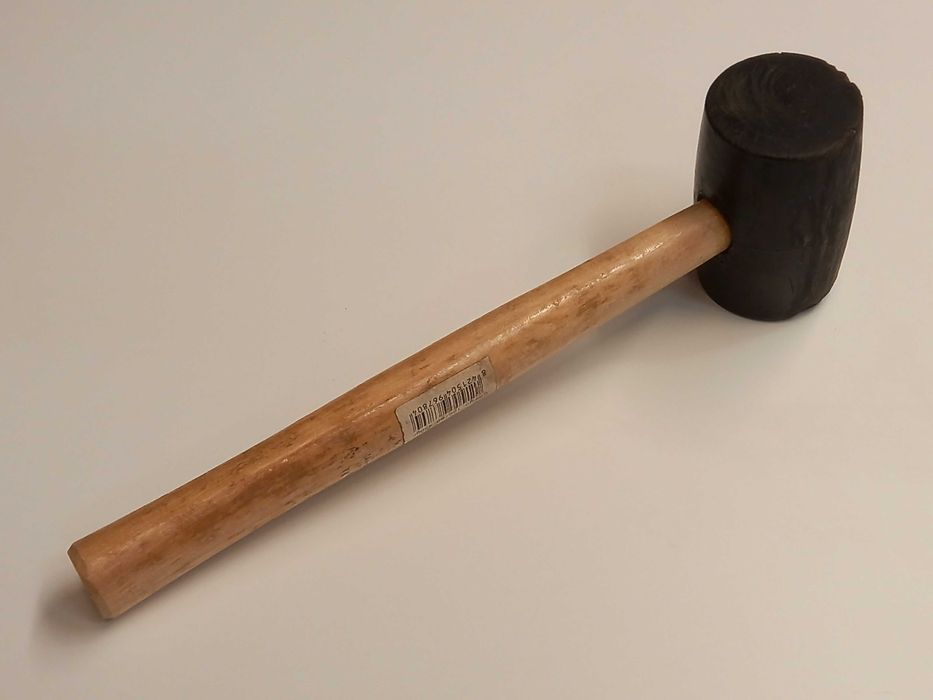 Martelo / Maço de Borracha Preta 'Alyco'