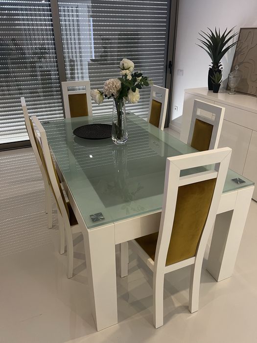 Mesa de jantar  6 pessoas