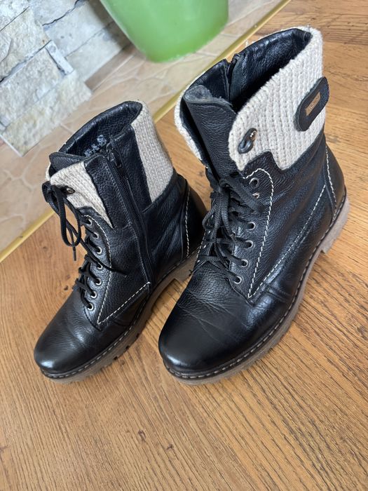 Жіночі зимові черевики