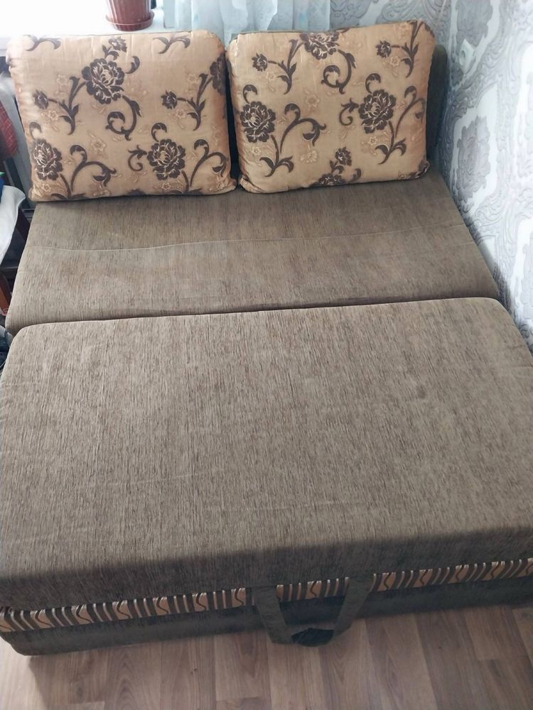 Продам мягкую мебель на кухню