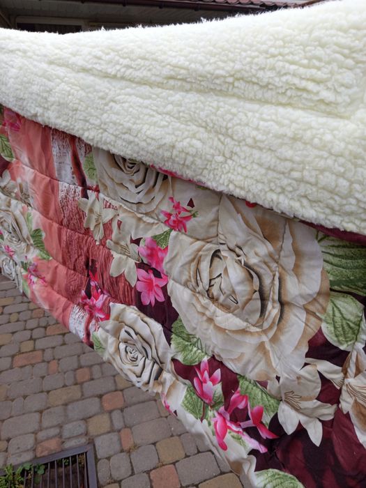 Одеяло на основе овечьей шерсти