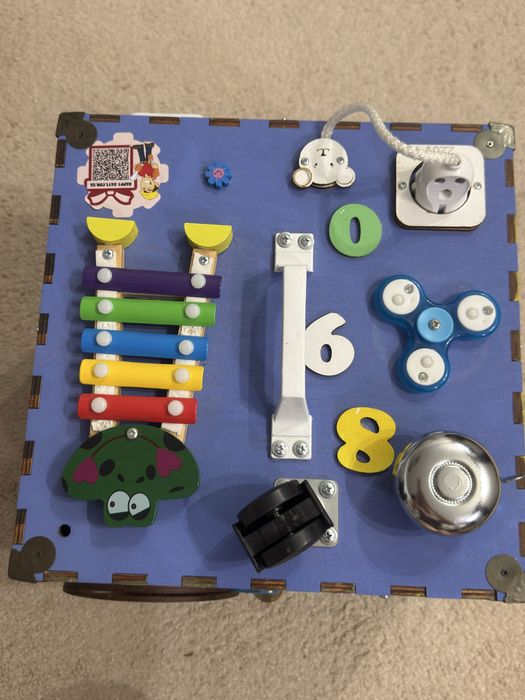 Бізі куб в ідеальному стані (різнокольоровий)