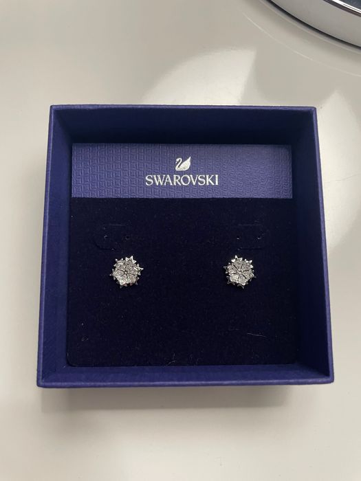 Brincos swarovski novos