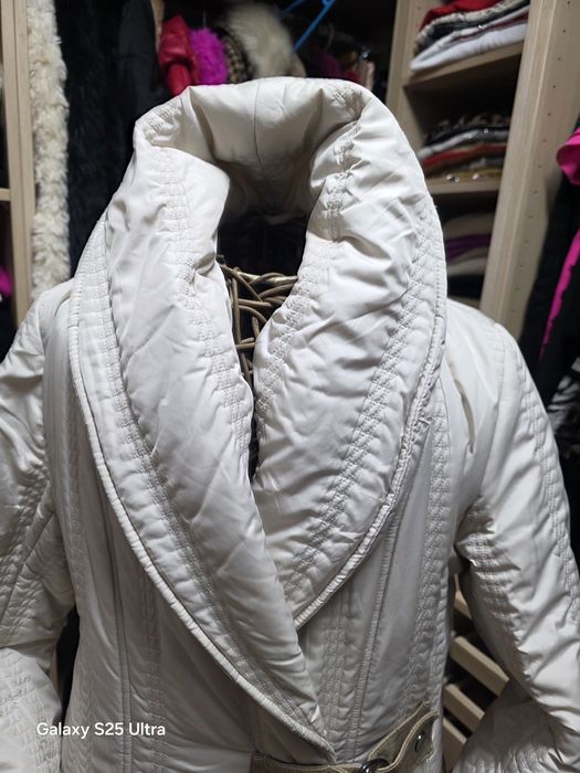 Casaco comprido elégante e quente