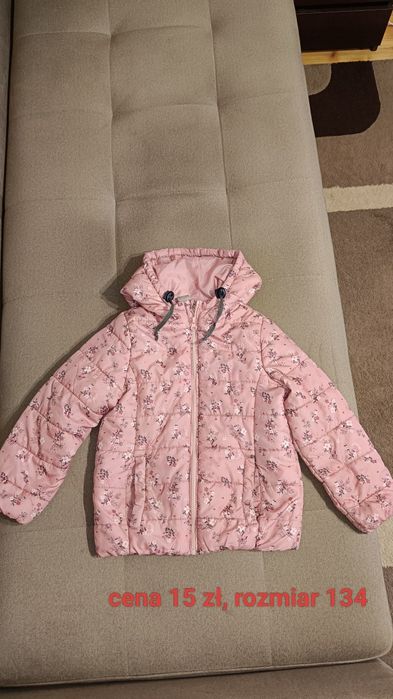 Sprzedam kurtki dziewczęce zimowe i wiosenno-jesienne