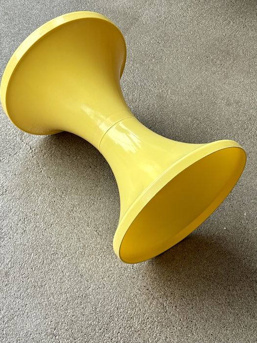 Plastikowy Żółty Taboret PRL Stołek Tam Tam Space Age Design 1970te