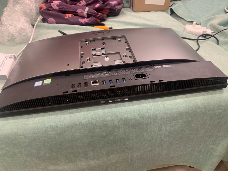 Моноблок ПК 23.8 Dell OptiPlex 7460 AIO 8gb i7-8700