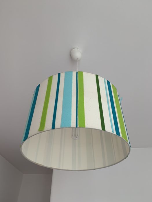 Candeeiro quarto criança EXCELENTE