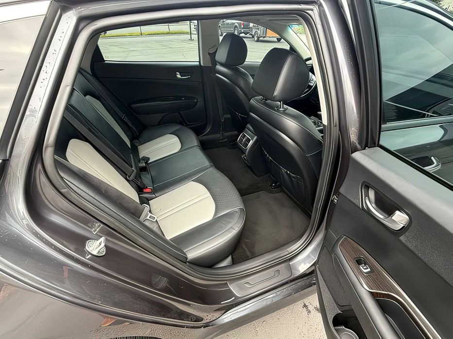 Kia Optima      2019
