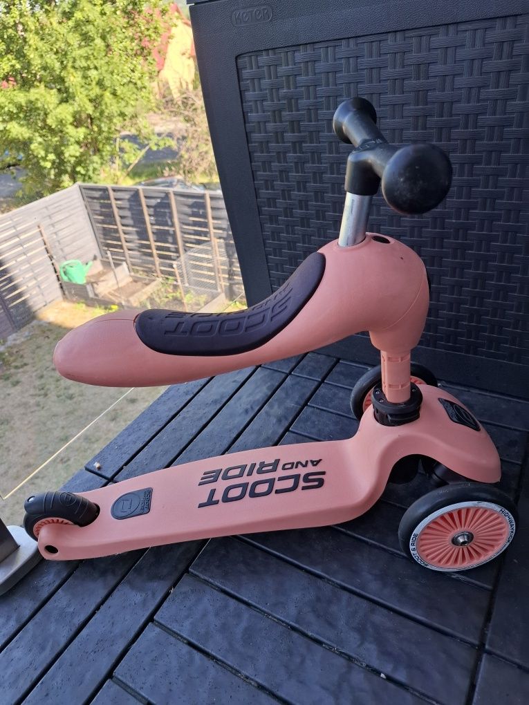 Sprzedam jeździk hulajnogę scoot and ride