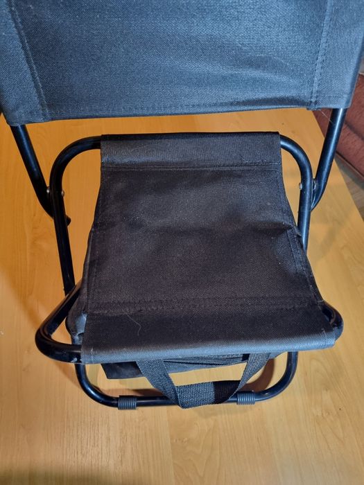 Małe krzesełko składane