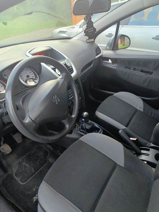 Sprzedam Peugeot 207