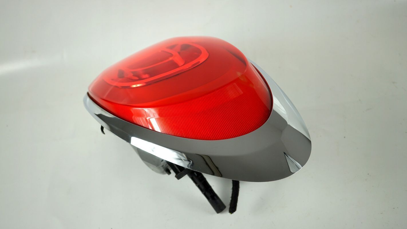 LAMPA PRAWY TYŁ PRAWA TYLNA TYLNIA FIAT 500L 12-17 2012-2017 51918105