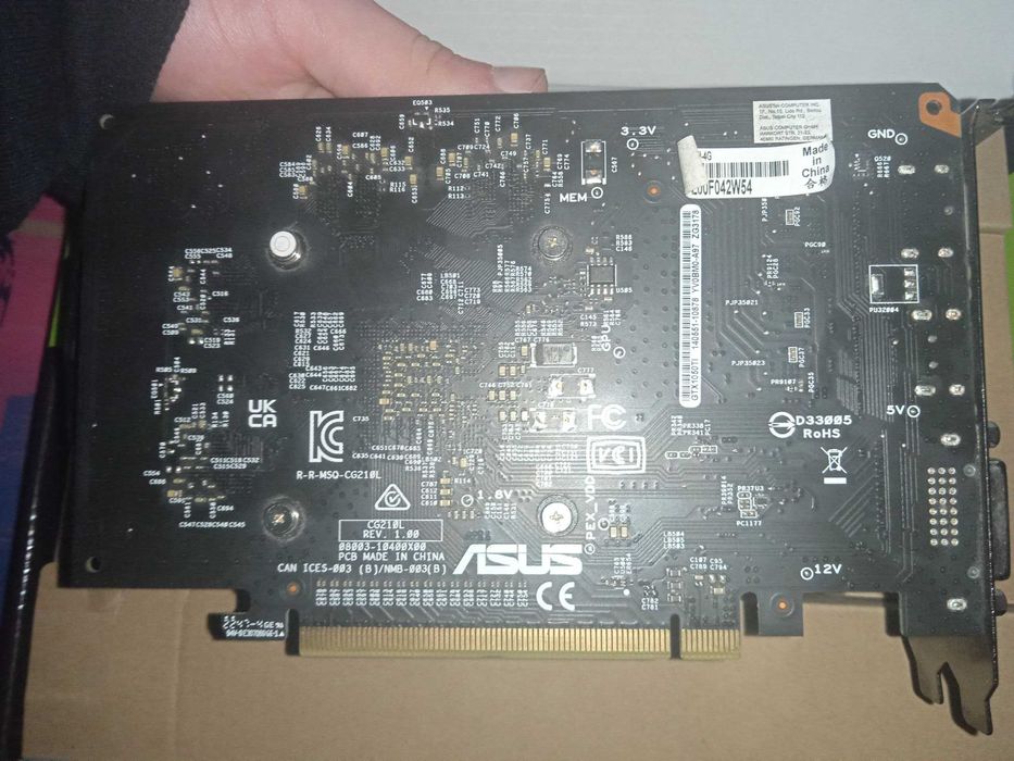 ASUS Phoenix GeForce GTX 1050 Ti с 4 ГБ памяти