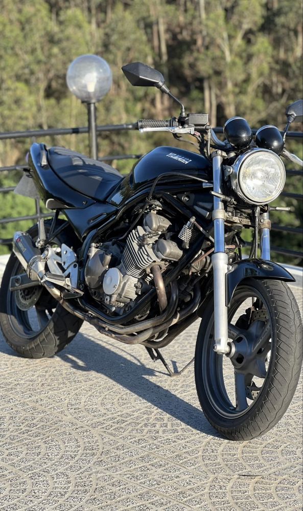 YAMAHA XJ600N 1997