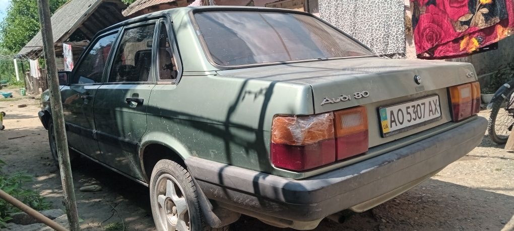 Audi 80 B 2 1.6 бензин