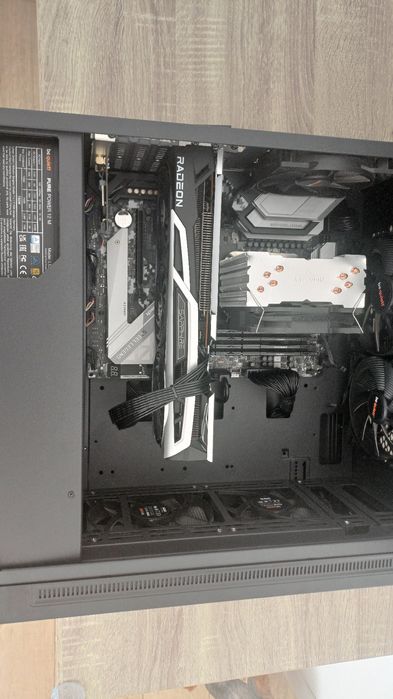 Ігровий ПК: Ryzen 5 5600, RX Sapphire 6700XT, 32 ГБ — потужний і тихий