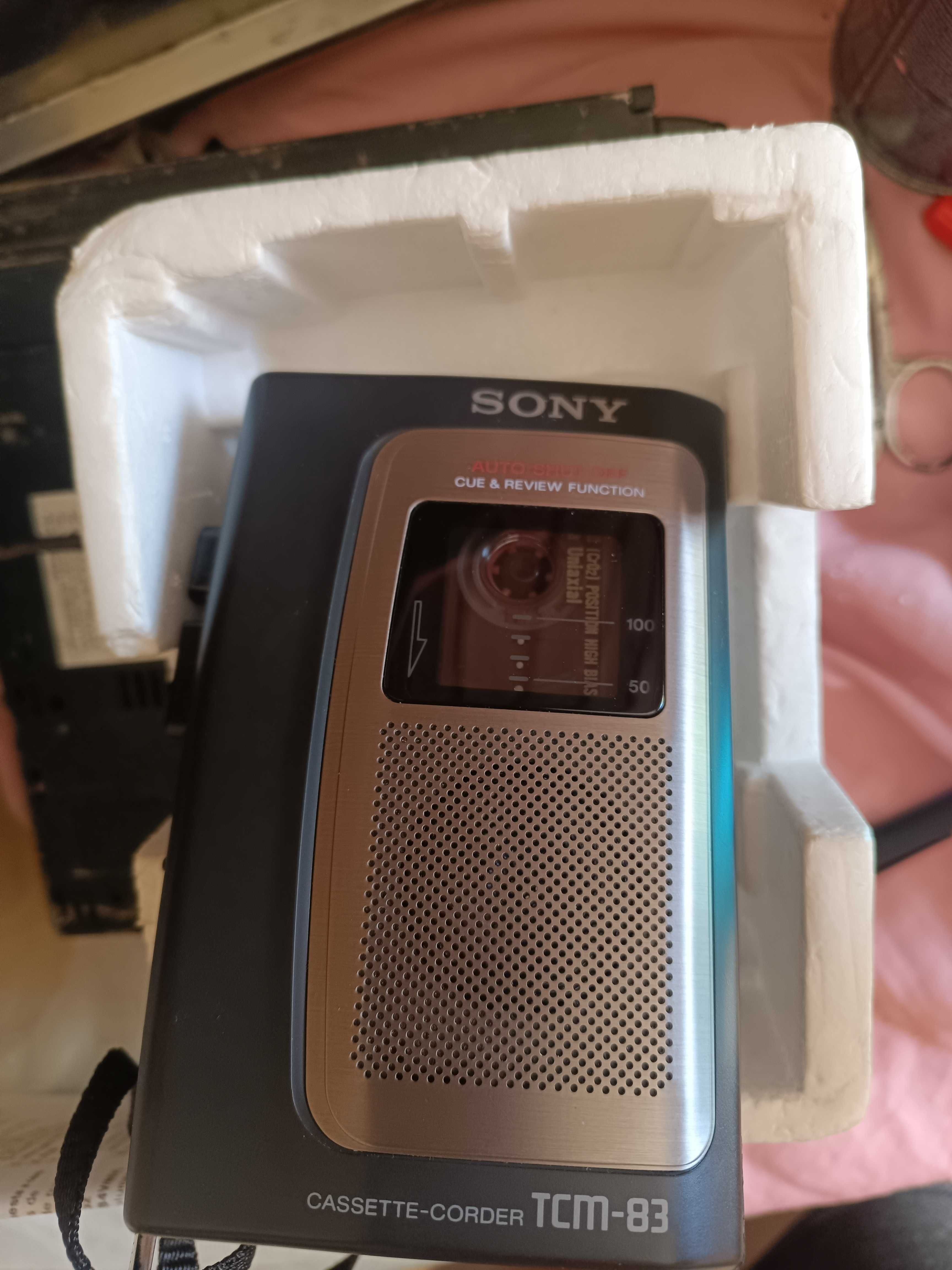 Диктофон,Програвач Sony TCM-83