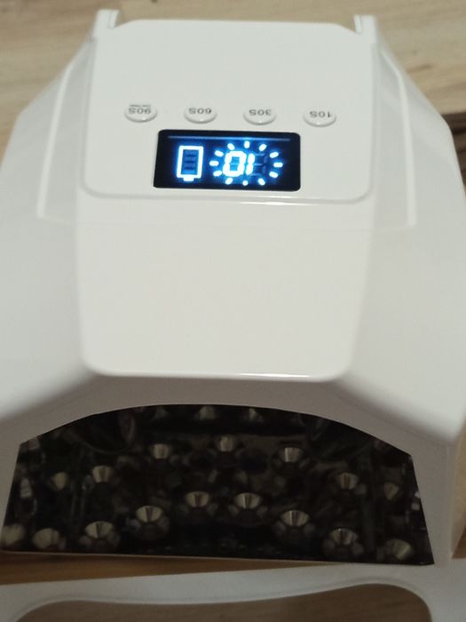 Cordless Pro Cure led nail lamp