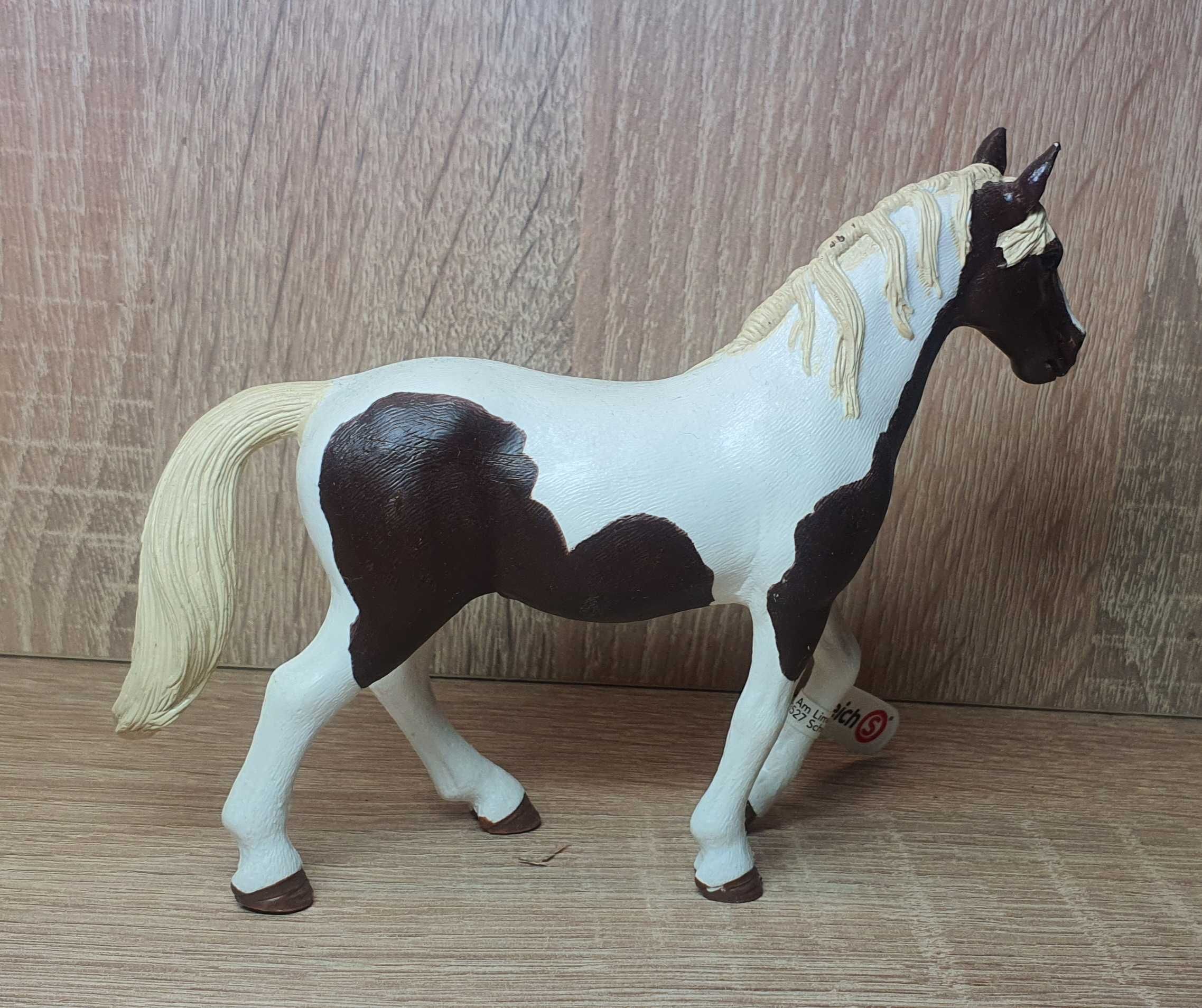 Schleich : Farm World – Pinto Klacz Nowy .