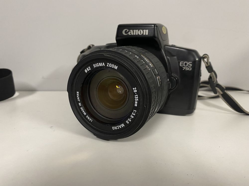 Canon EOS 750 - 28-135mm f3.8-5.6, zadbany aparat analogowy