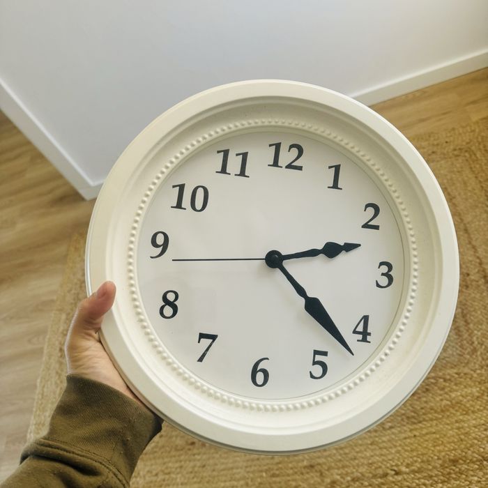 Relógio branco de parede IKEA