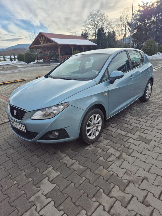 Seat Ibiza IV  bogate wyposażenie