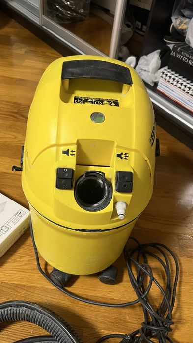 Миючий пилосос karcher se3001