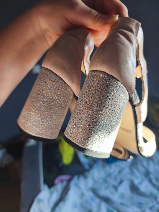 Sandały damskie skórzane