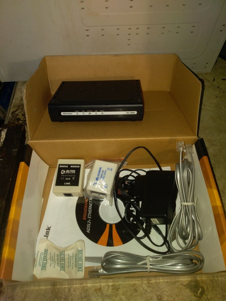 Продам модем Delink DSL-2500u