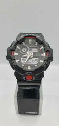 Casio G-Shock GA-700 - Black + Red