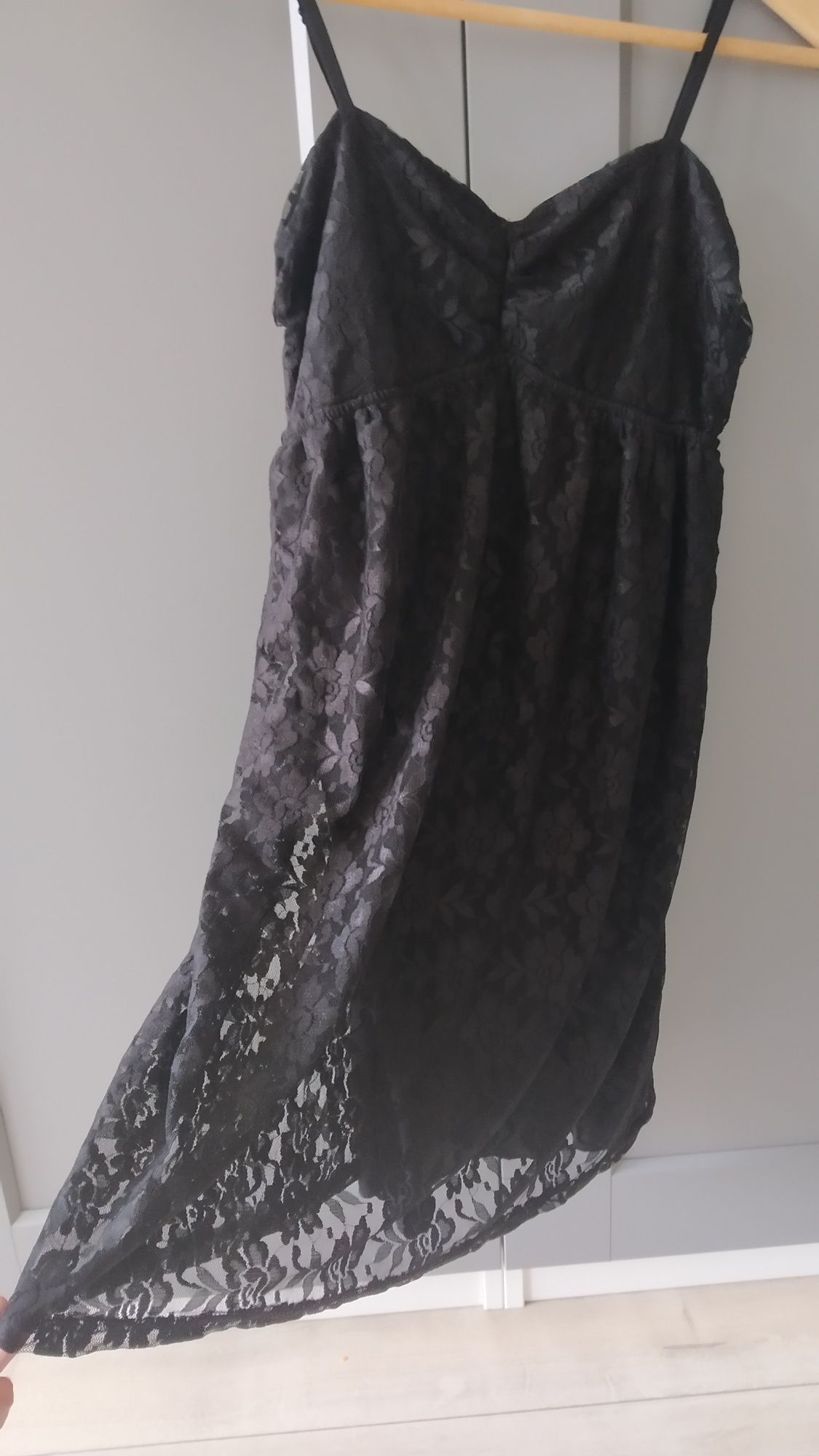 Nowa czarna sukienka tunika koronkowa odcinana M 38 z metką