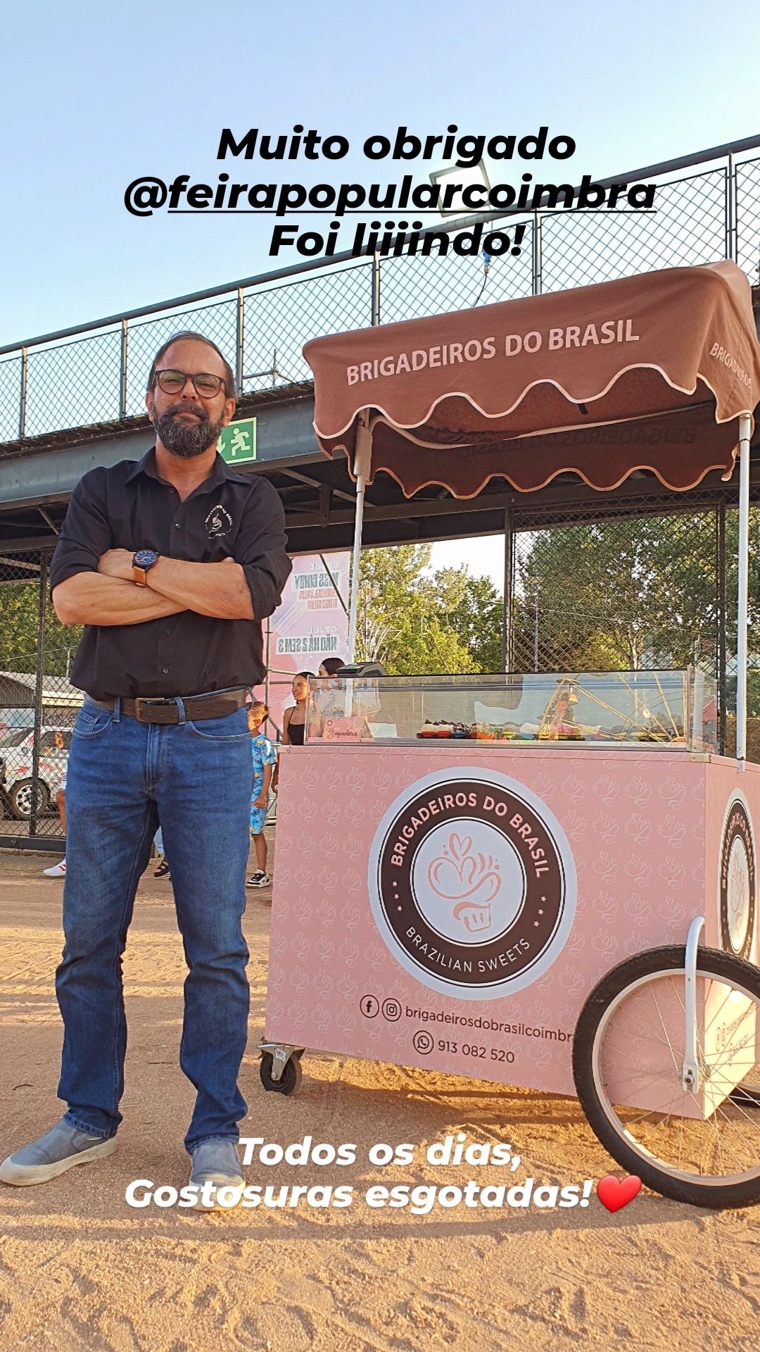 Carrinhos para exposição e venda ambulante