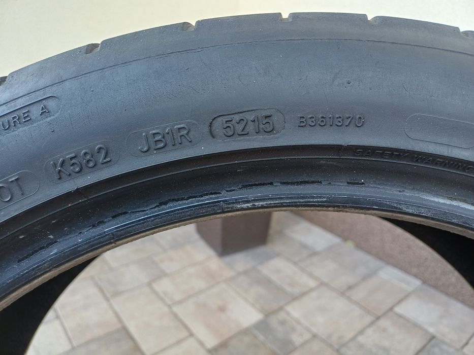 Opony letnie DUNLOP 225/45 R19 letnie rant ochronny