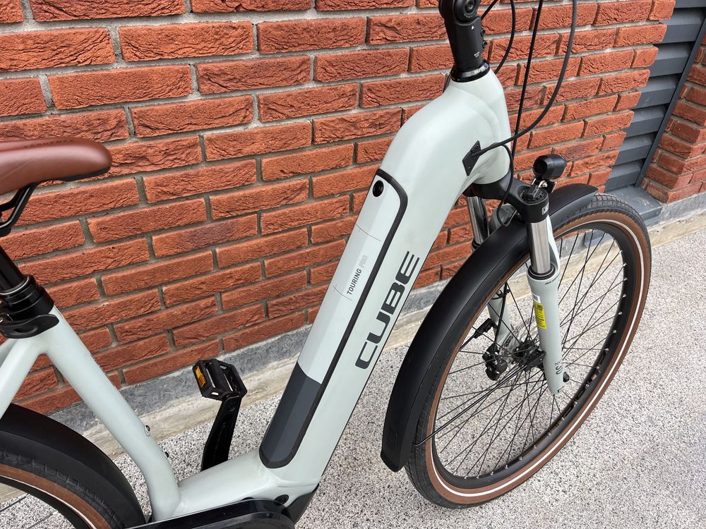 E-bike CUBE TOURING Hybrid  Pro