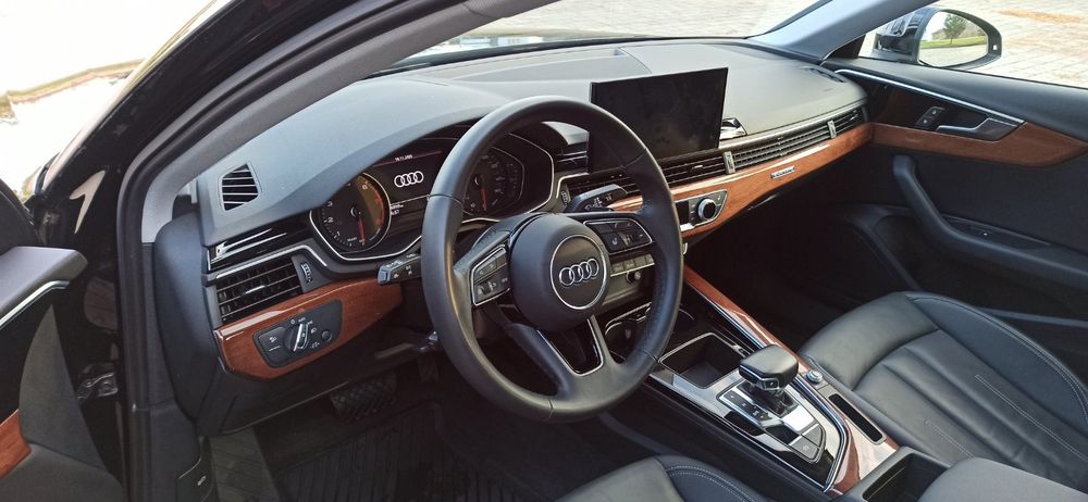 Audi A4 B9 2022 quattro