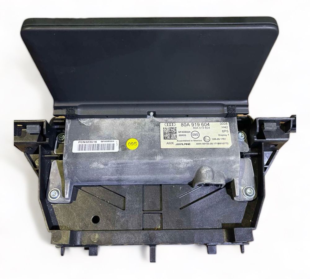 Дисплей mmi lcd монітор екран Audi Q5 80A919604