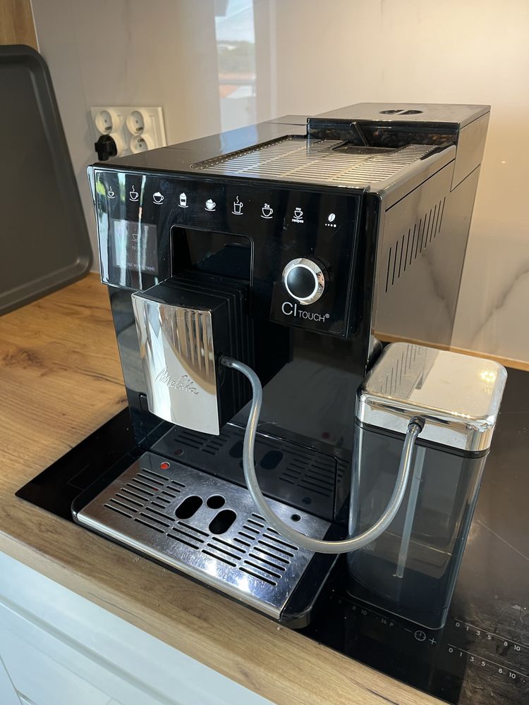 Ekspres automatyczny cisnieniowy Melitta Ci touch
