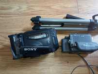 dwie kamery Sony i Panasonic