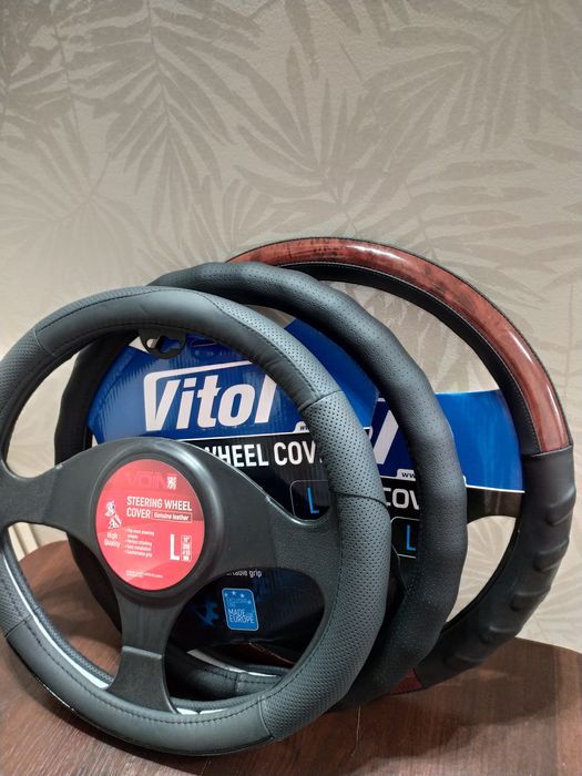 Чехол на руль / оплетка руля / чехол руля (кожзам, кожа, алькантара)