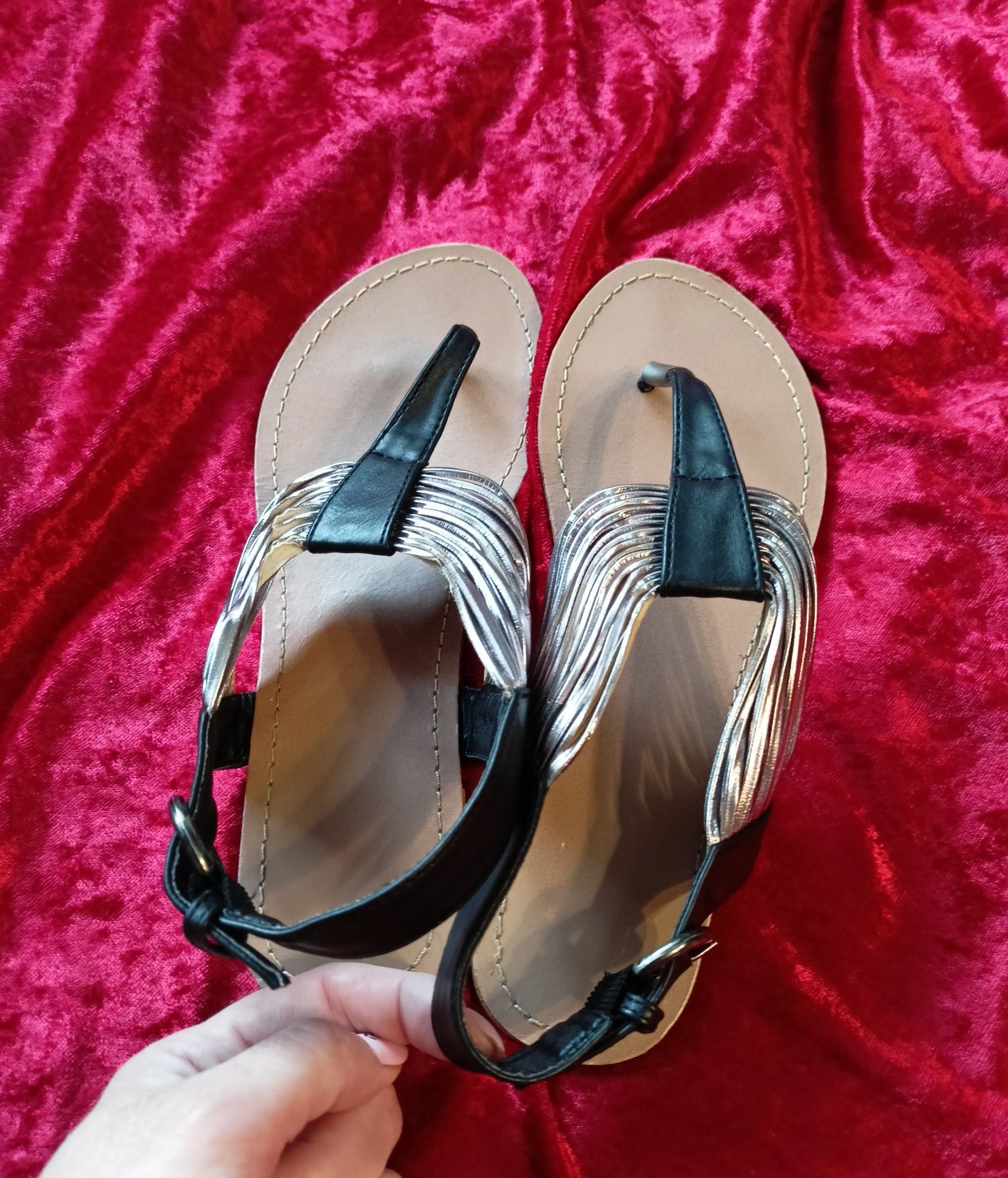 Czarno srebrne sandały damskie, japonki rozmiar 37,