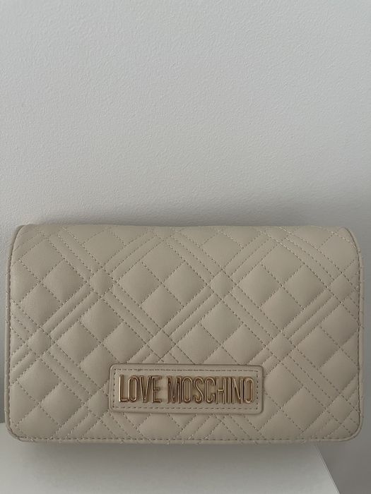 Mala Love Moschino