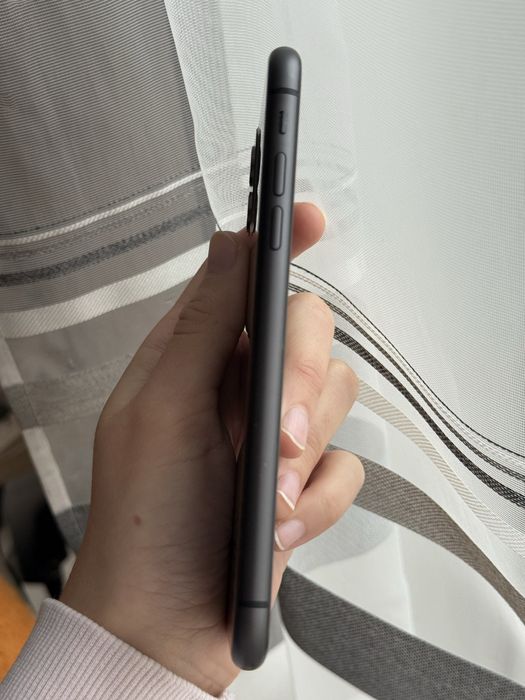 Айфон 11, 128гб.