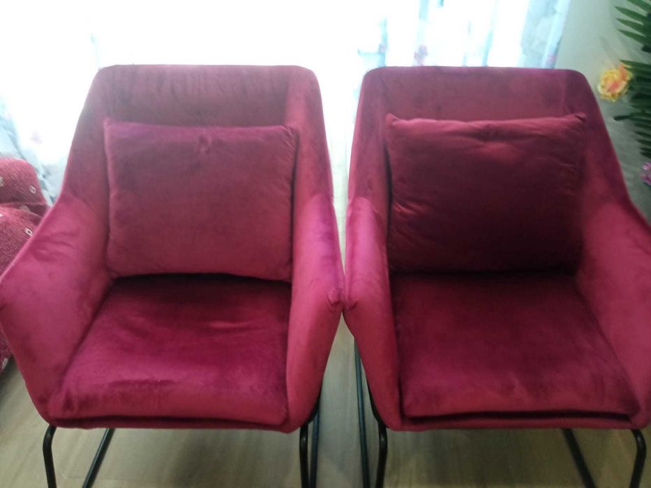 2 poltronas em veludo