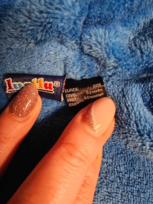 Zimowy kombinezon dla noworodka r.50/52 (0-2 m-ce)