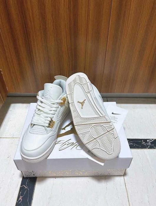 Buty meskie Mokasyny Jordan_4_Retro_Metallic_Gold  R.42