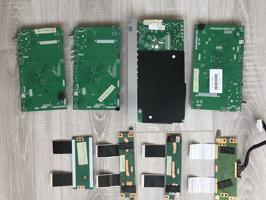 Телевизор KIVI плата Main блок питания T-con НОЖКИ, динамики Wi-Fi