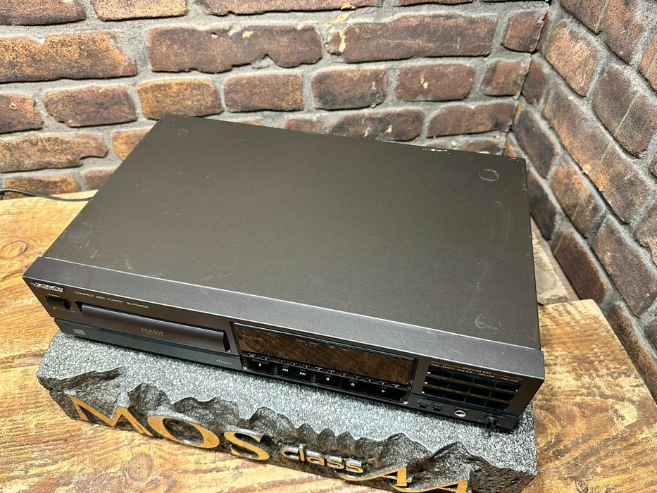 Odtwarzacz CD Technics SL-PG 420